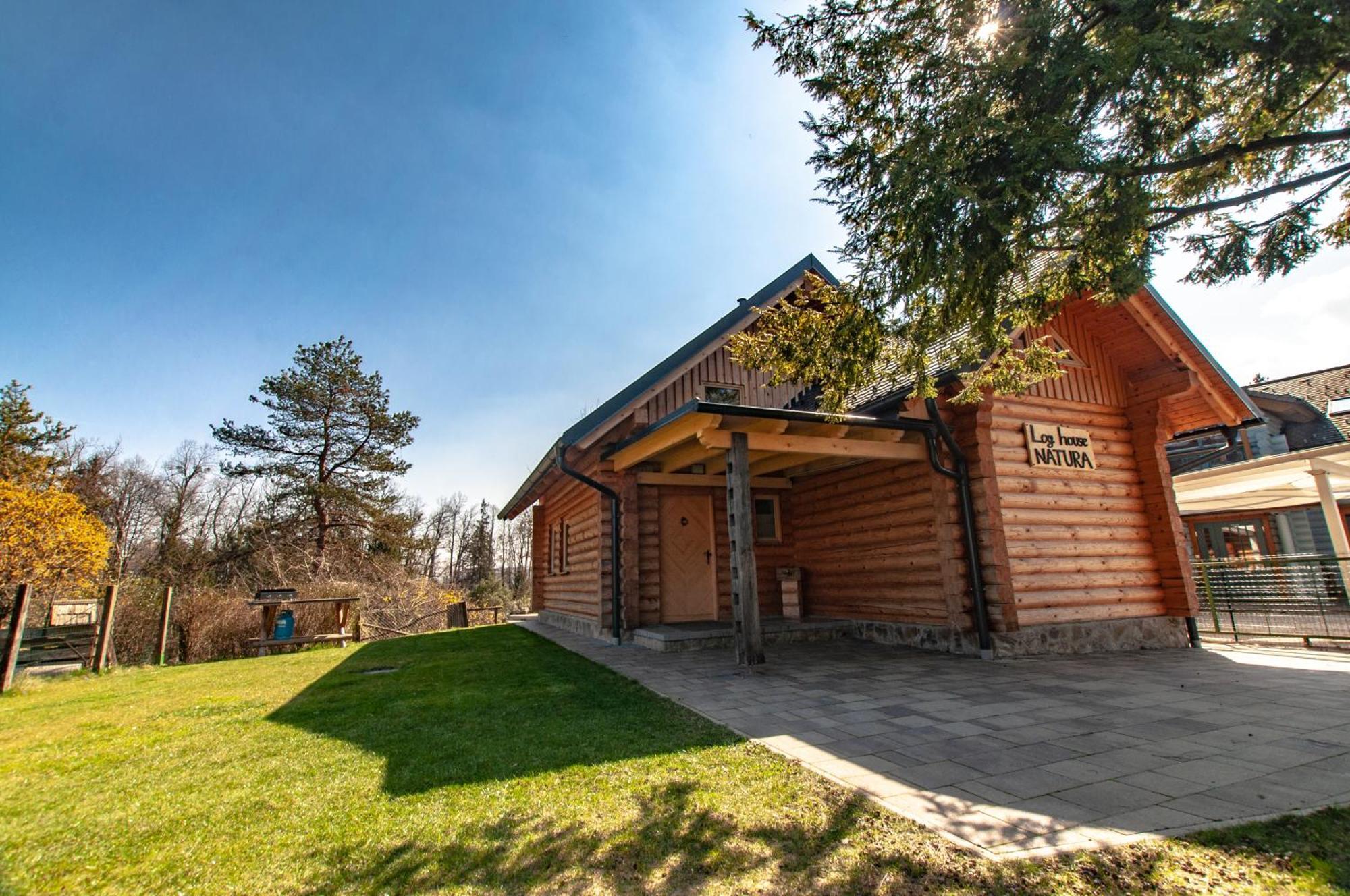 Log House Natura Radovljica Eksteriør billede